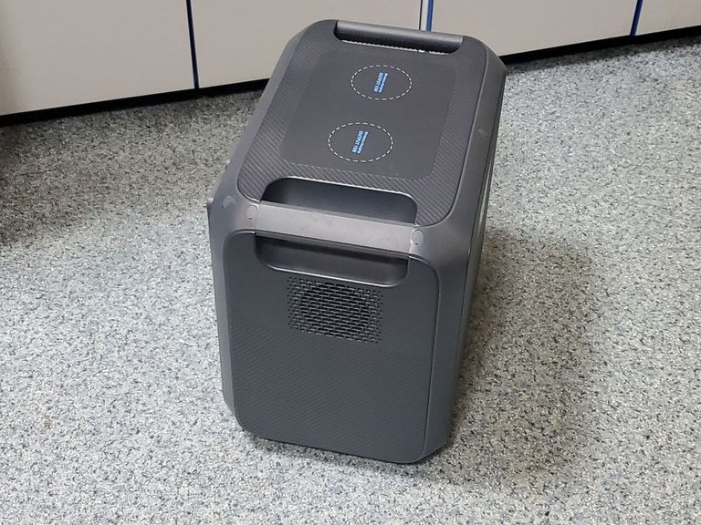 Bluetti ac200max Код:01-200755570. Изображение 5
