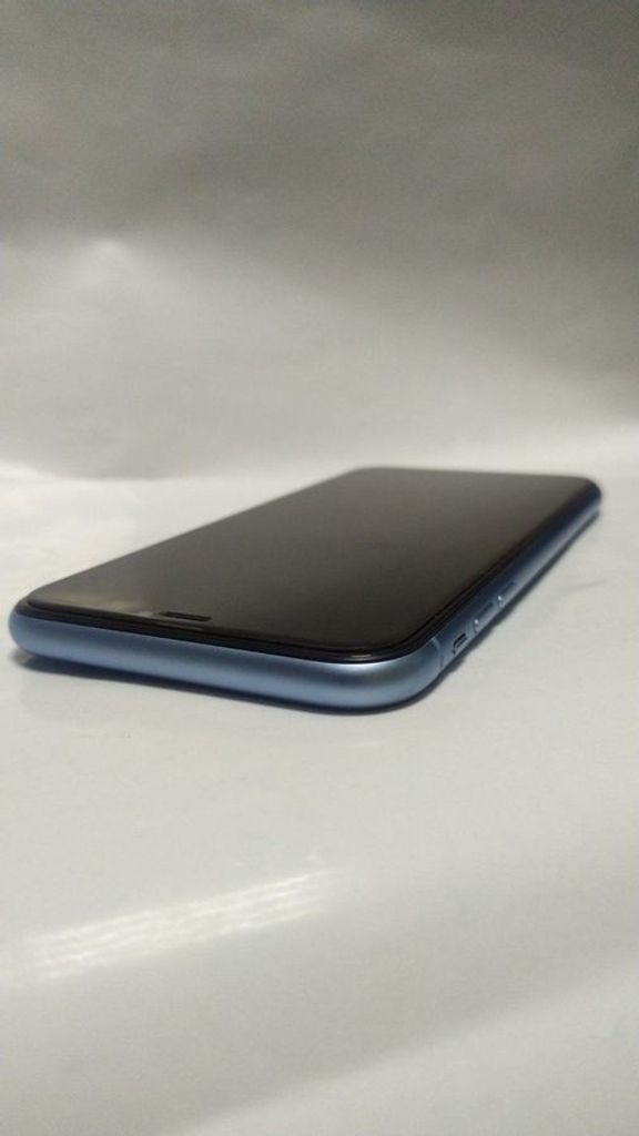 Apple iPhone XR 64GB Black (MRY42) Код:01-200795704. Изображение 7