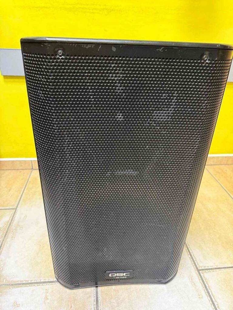 Купити Qsc K12 Б/У