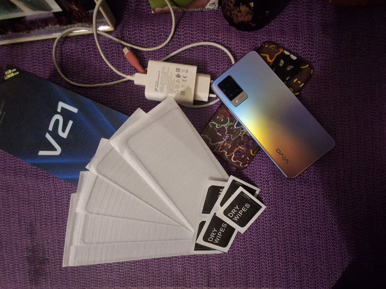 Дешево Vivo V21 8/128GB Dusk Blue з ломбарду