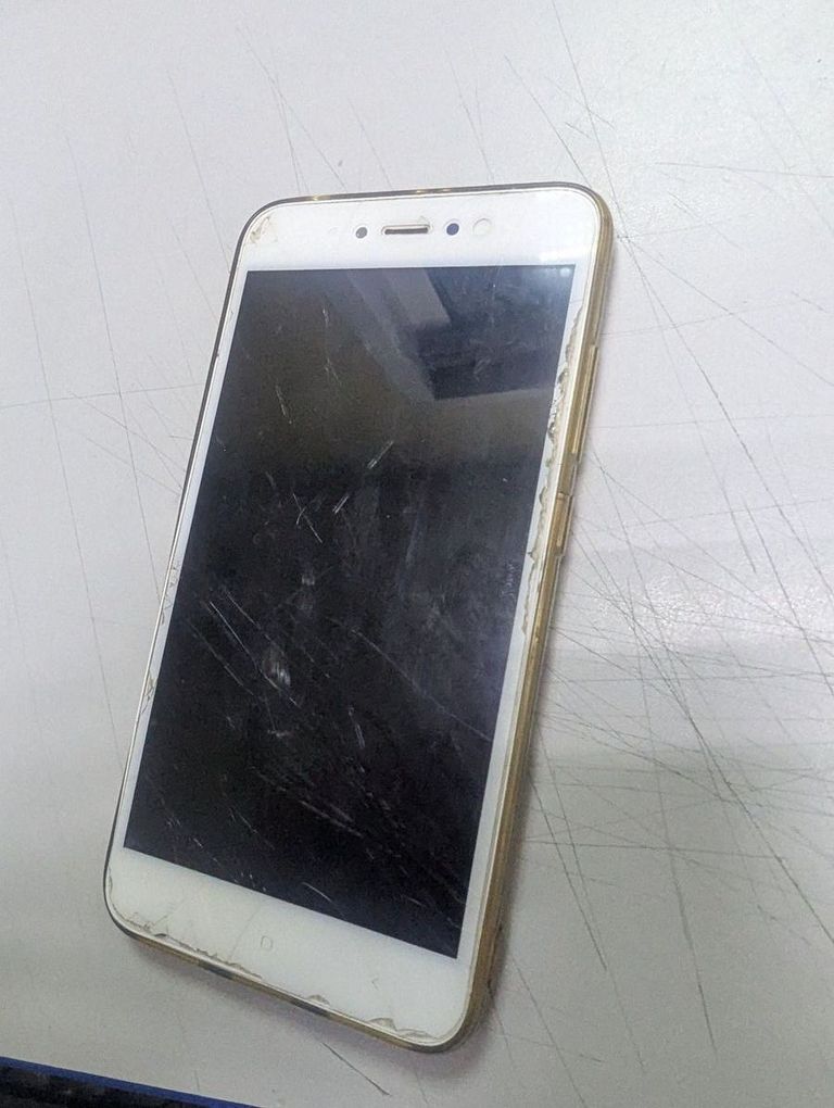 Оголошення Xiaomi Redmi 5A 2/16GB Gray Б/У