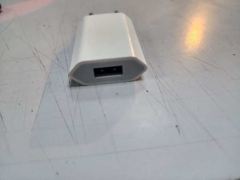 Оголошення Apple 5W USB Power Adapter A2118 (MGN13) Б/У