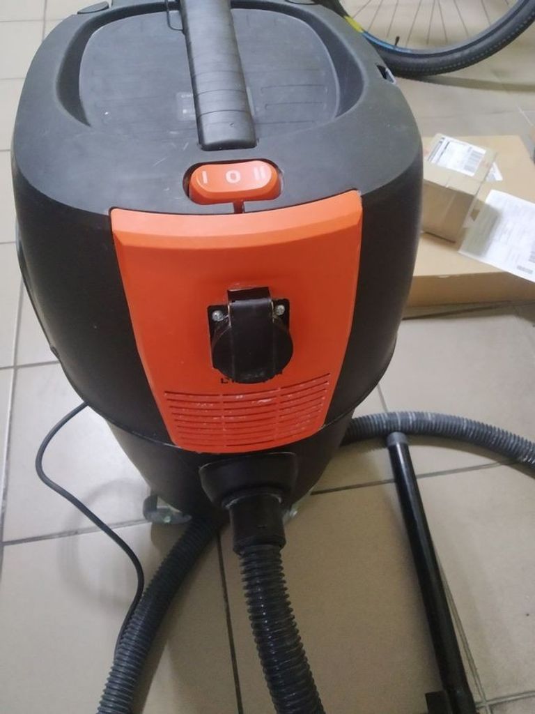 Дешево Dnipro-M vcw-30sa з ломбарду