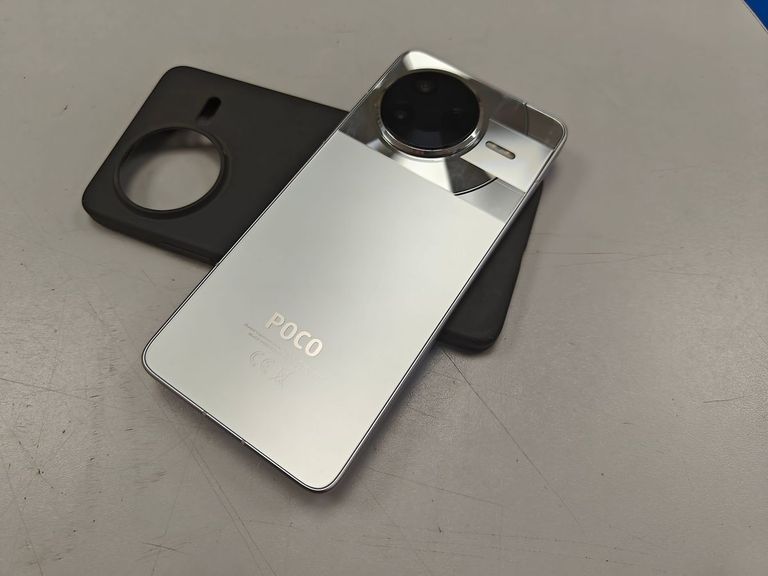 Розпродаж Poco F7 Pro 12/512GB Black, продавець Техноскарб