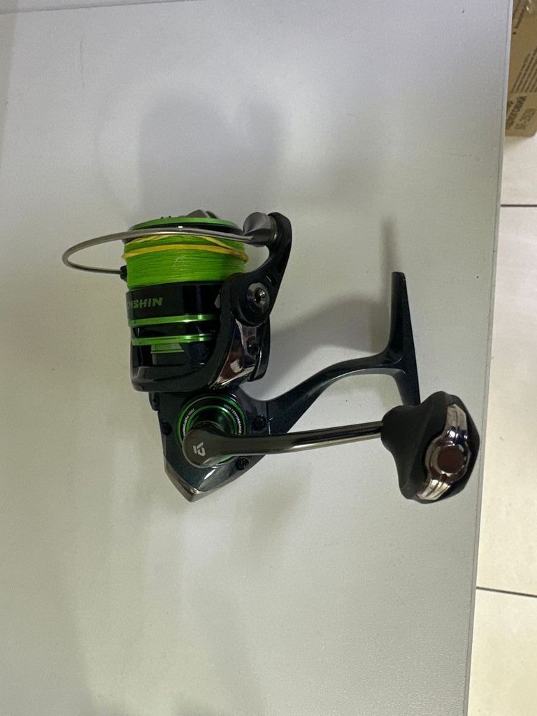 Купить Azura Kenshin Reel / 2500SS Б/У