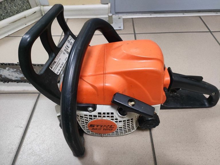 Дешиво Stihl ms 180 с ломбарда