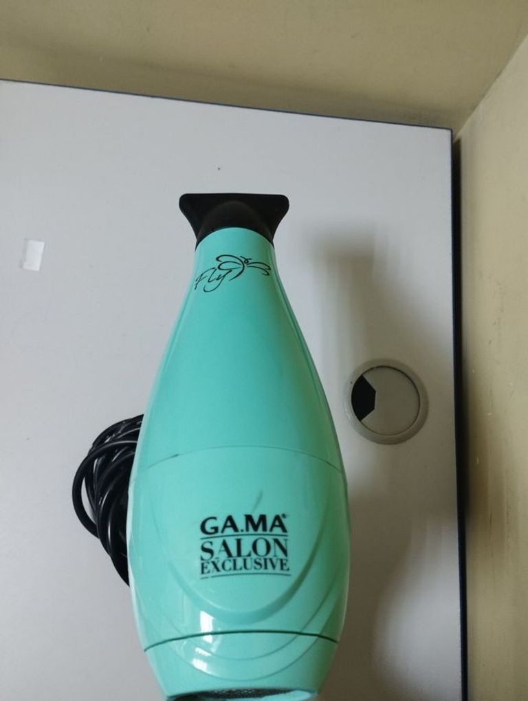 Дешево Ga.ma Pluma 5500 Ion White (A11.PL5500ION.BN) з ломбарду