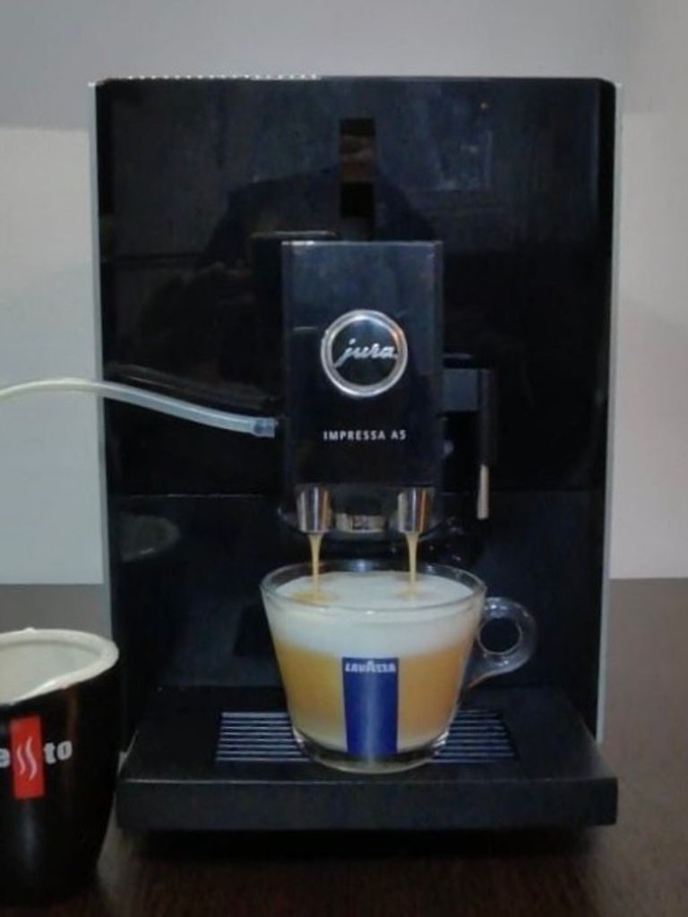 Купить Jura Impressa A5 One Touch Aroma+ Aluminium Б/У