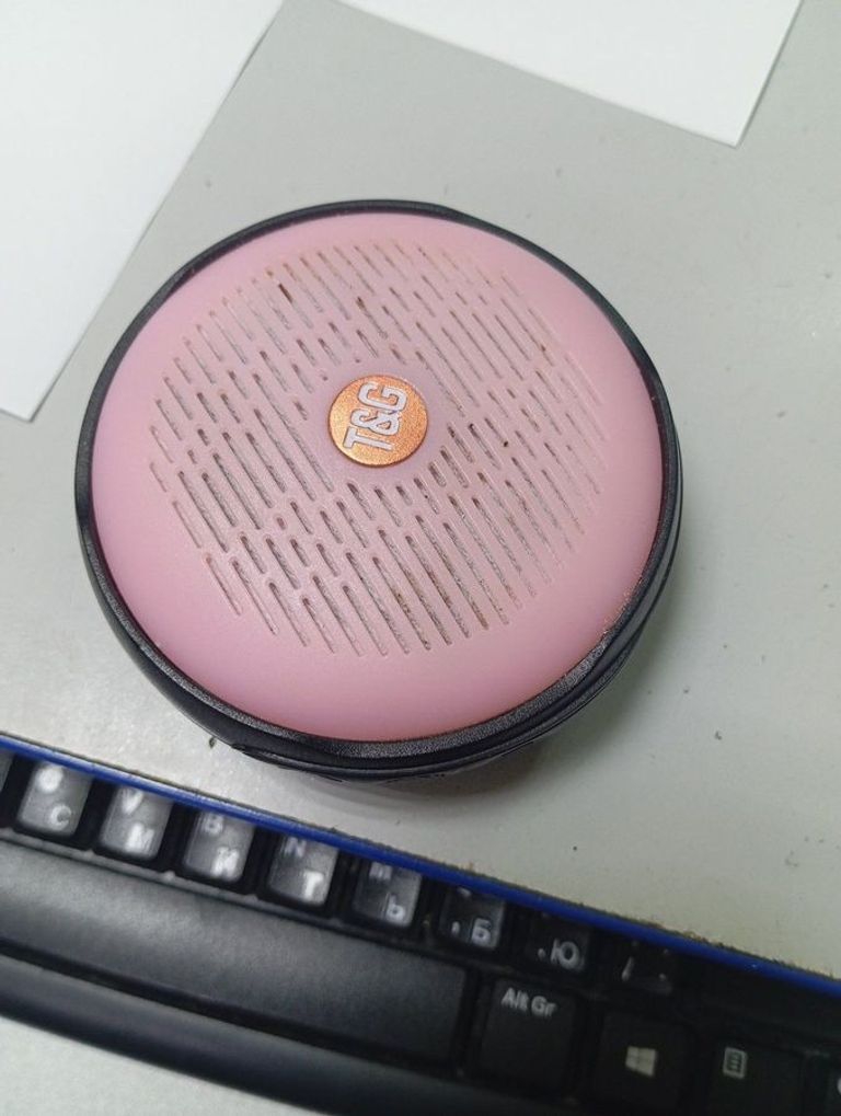 Дешево T&G без моделі з ломбарду