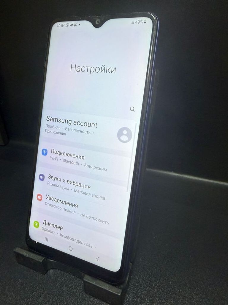 Купити Samsung galaxy a20s 2019 a207f 3/32gb Б/У