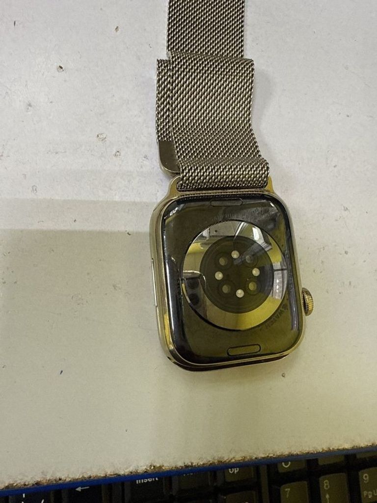 Дешево Apple watch series 8 gps + cellular 45mm aluminum case w. sport з ломбарду