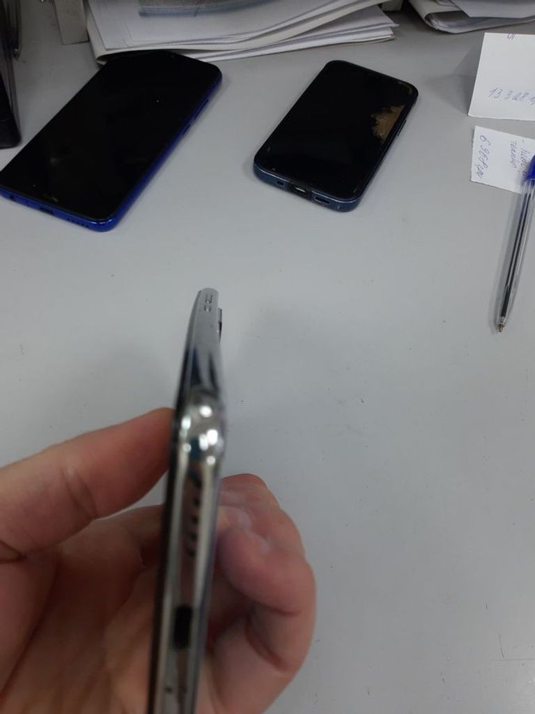 Дешево Xiaomi redmi note 8t 3/32gb з ломбарду