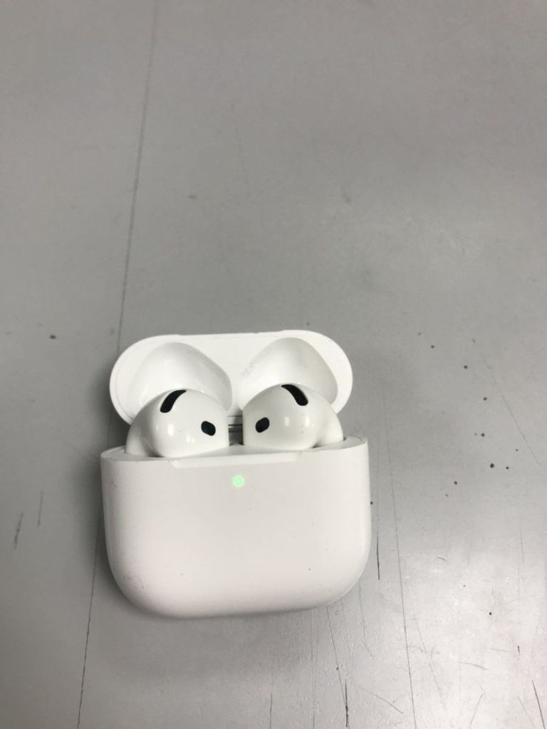 Оголошення Apple airpods 4 with active noise cancellation Б/У