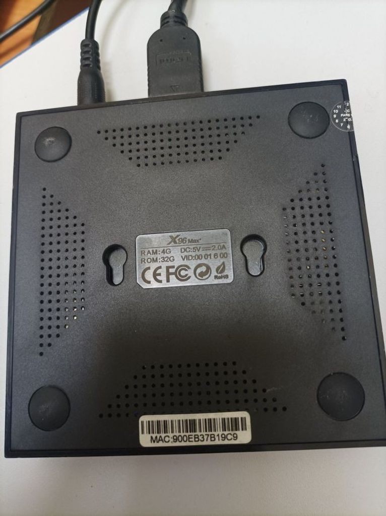 Дешево  X96 MAX+ 4/32GB з ломбарду
