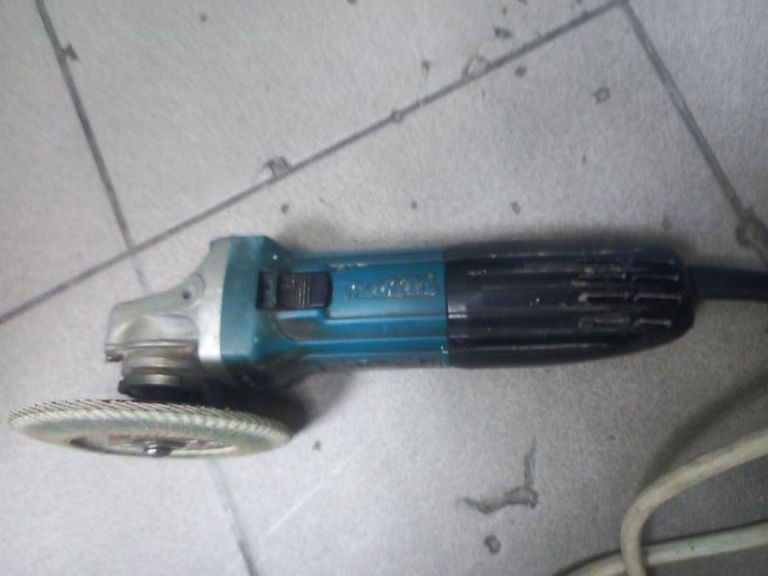 Объявление Makita GA5030R Б/У