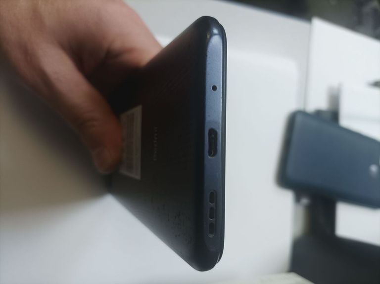 Розпродаж Xiaomi redmi 9c nfc 2/32gb, продавець Техноскарб