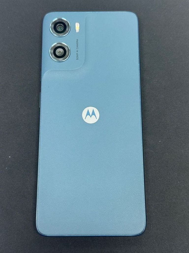 Объявление Motorola moto g06 4g 4/64gb tendril Б/У