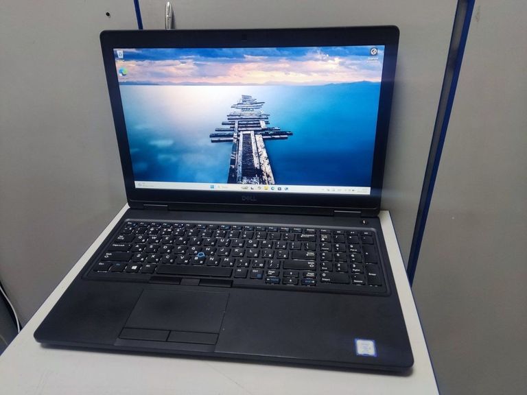 Купити Dell 15/core i5 8350u ddr4/16gb ddr4/hdd *відсутній/ssd 256 gb/*інтегрована Б/У