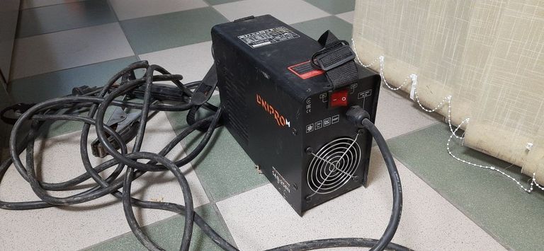 Дешиво Dnipro-M sab-258n с ломбарда