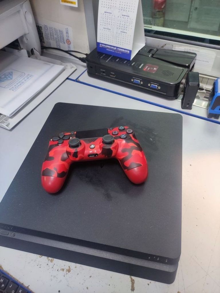 Дешево  Sony PlayStation 4 Slim 1TB Black з ломбарду