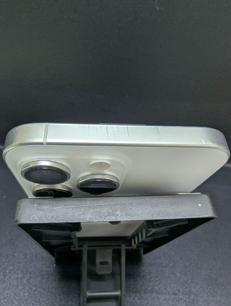 Apple iphone 16 pro max 256gb Код:01-200908207. Зображення 8