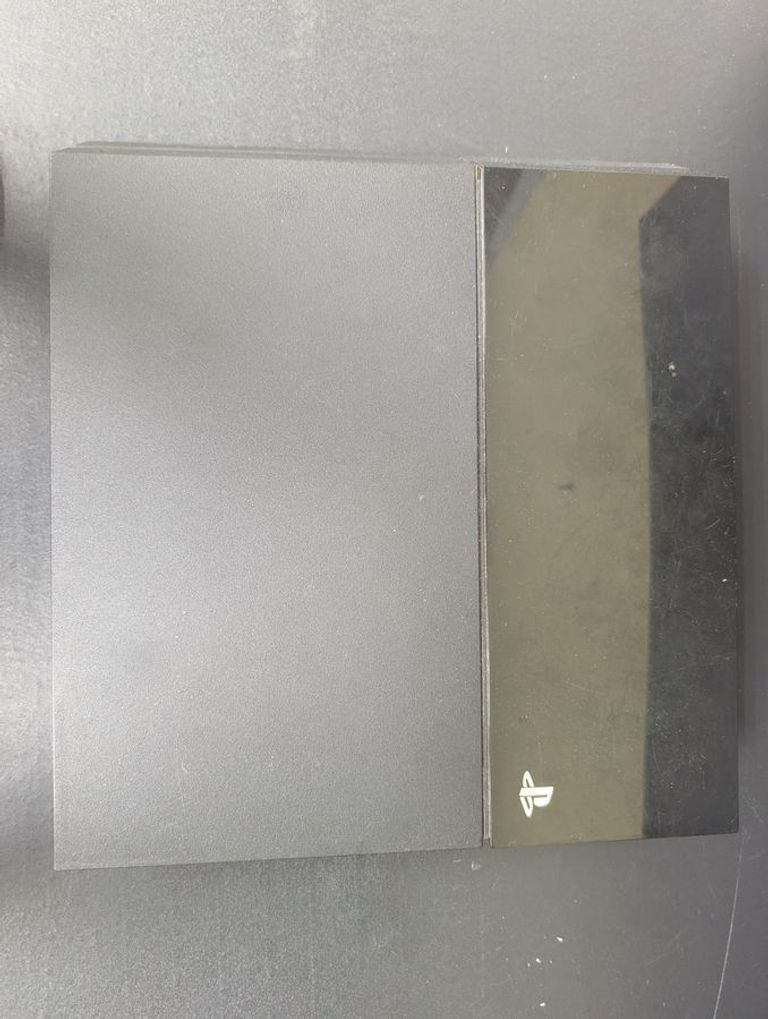 Купити Sony playstation 4 500gb Б/У