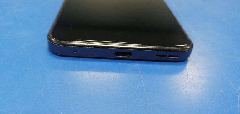 Nokia C32 4/64GB Green Код:01-200914124. Зображення 6