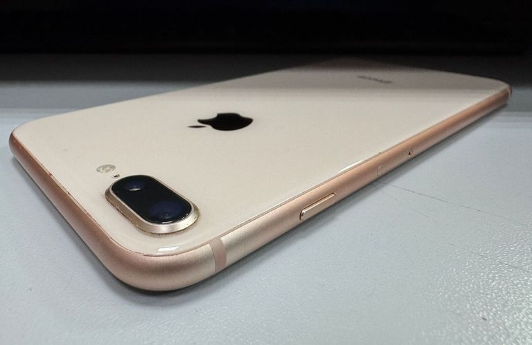 Apple iphone 8 plus 64gb Код:01-200913969. Зображення 7