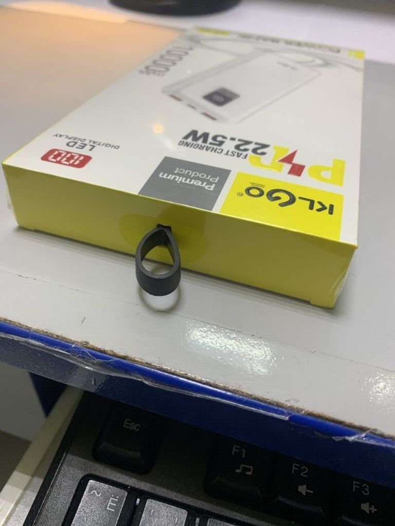 Дешиво Klgo kp-43 10000mah 22.5w с ломбарда