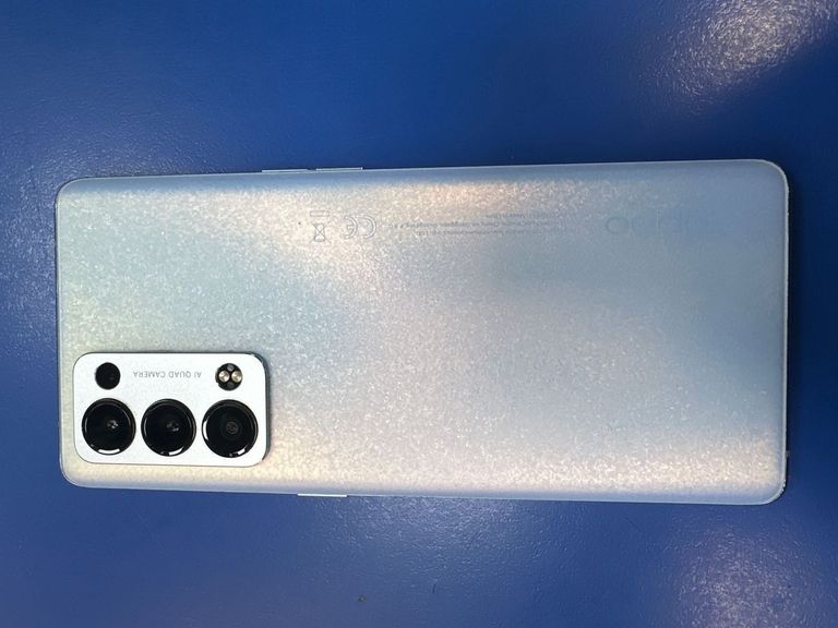 Розпродаж Oppo reno6 pro 5g 12/256gb, продавець Техноскарб