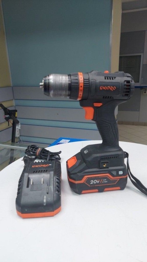 Купити Dnipro-M cd-201hbc compact 1акб 4ah зп Б/У