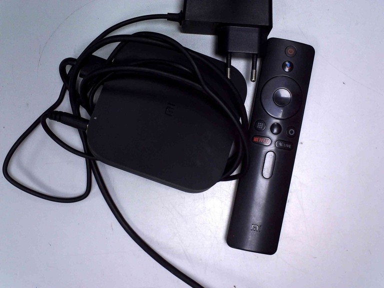 Купити Xiaomi mi tv box s mdz-22-ab Б/У