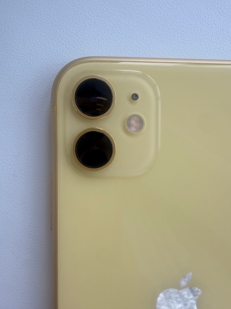 Apple iPhone 11 256GB Yellow (MWLP2) Код:null. Зображення 4
