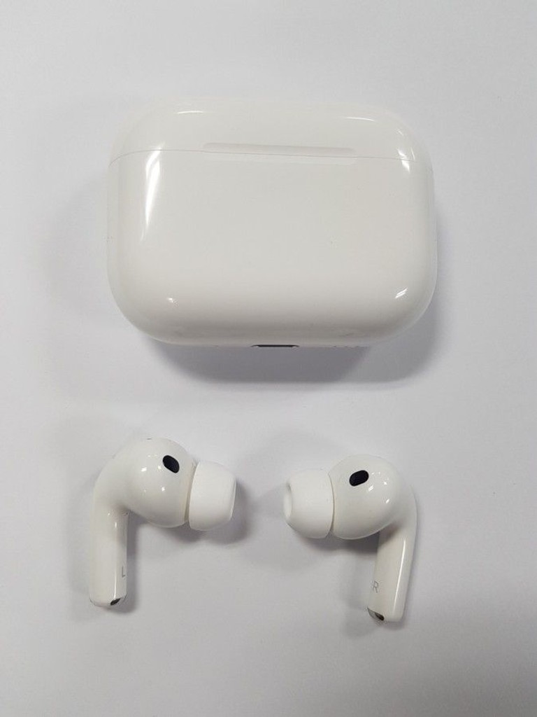 Дешево AirPods Pro 3 з ломбарду