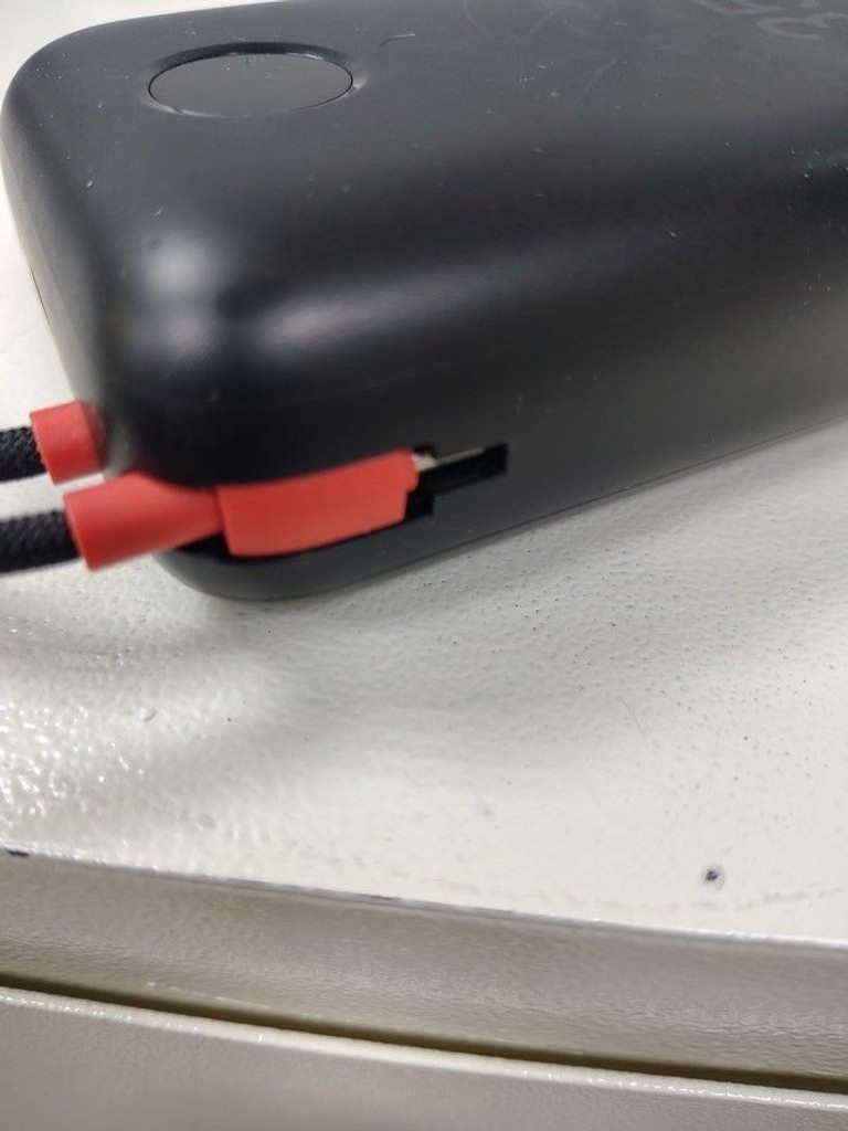 Дешево Veger K3 30000mAh 35W Black з ломбарду