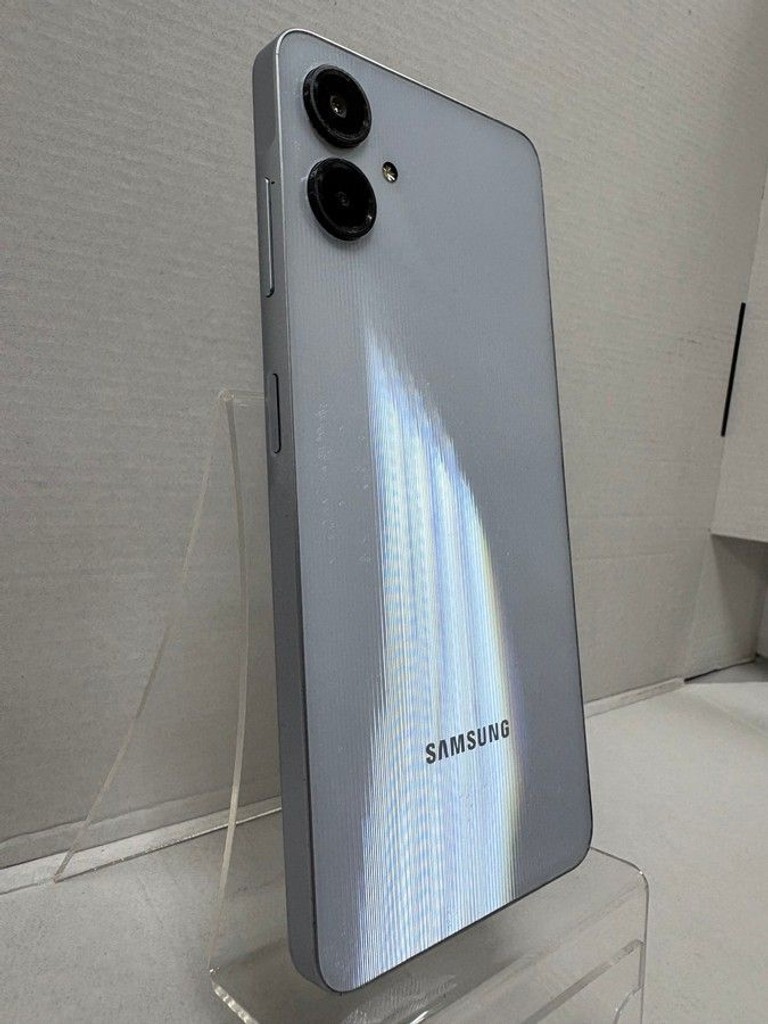 Дешево Samsung galaxy a06 4/128gb з ломбарду
