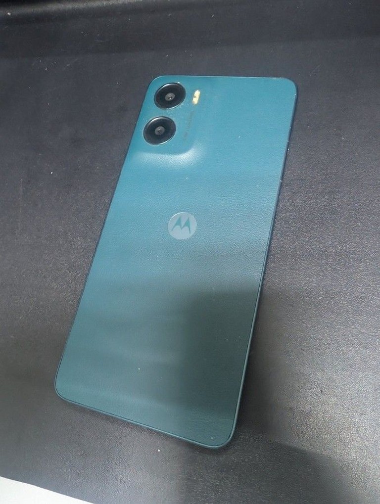 Дешево Motorola moto g05 4/128gb з ломбарду