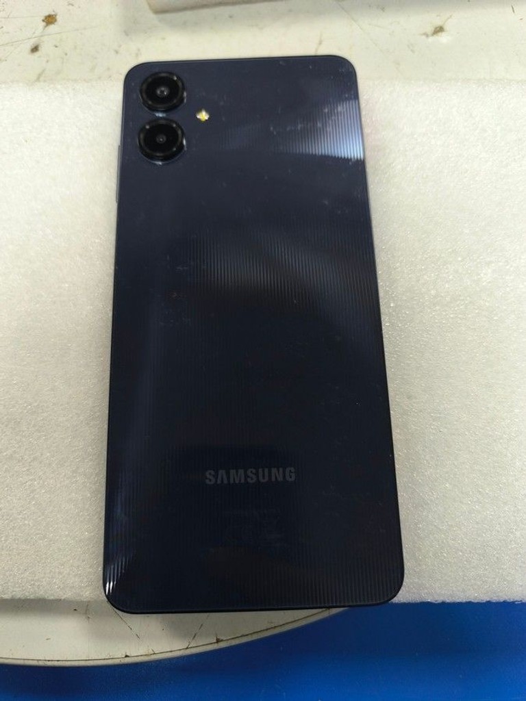 Купити Samsung galaxy a06 4/128gb Б/У