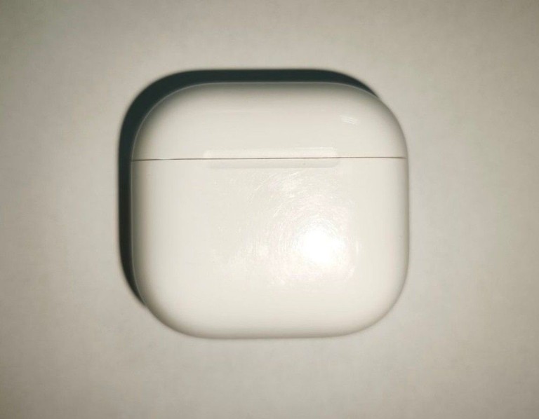 Распродажа Apple airpods 4 with active noise cancellation, продавец Техноскарб
