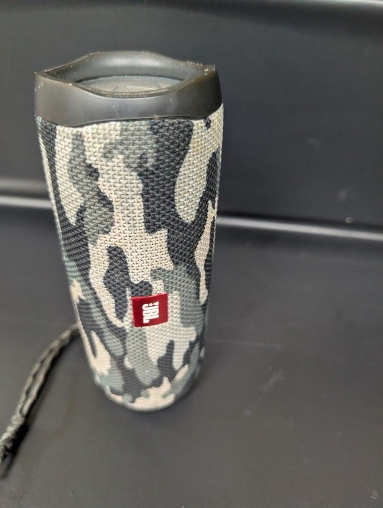 Объявление Jbl flip 5 Б/У
