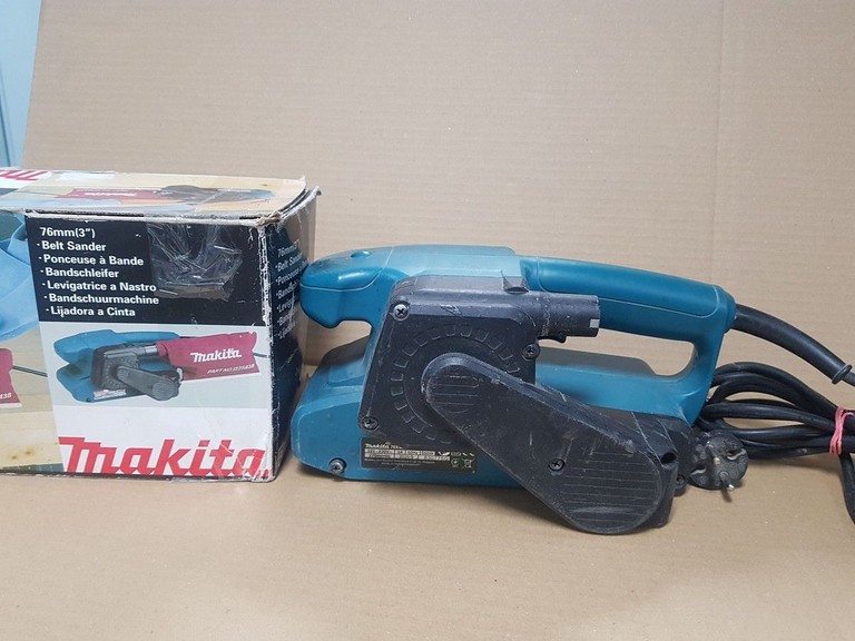 Купити Makita 9910 Б/У