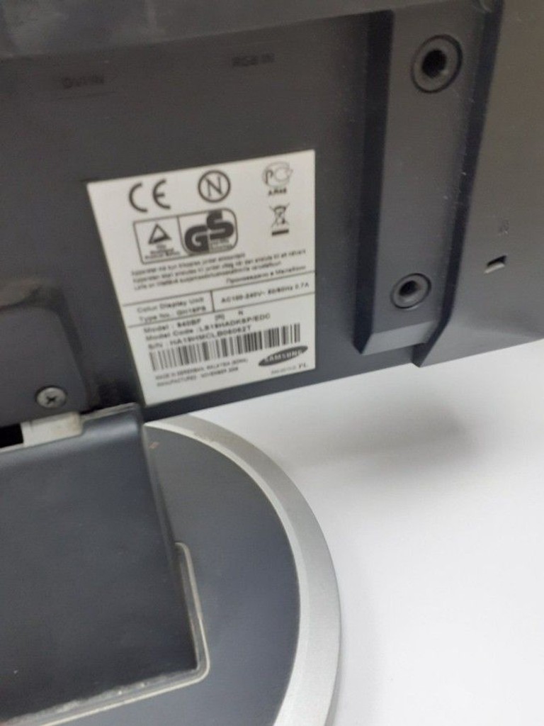 Дешево Samsung 940bf з ломбарду