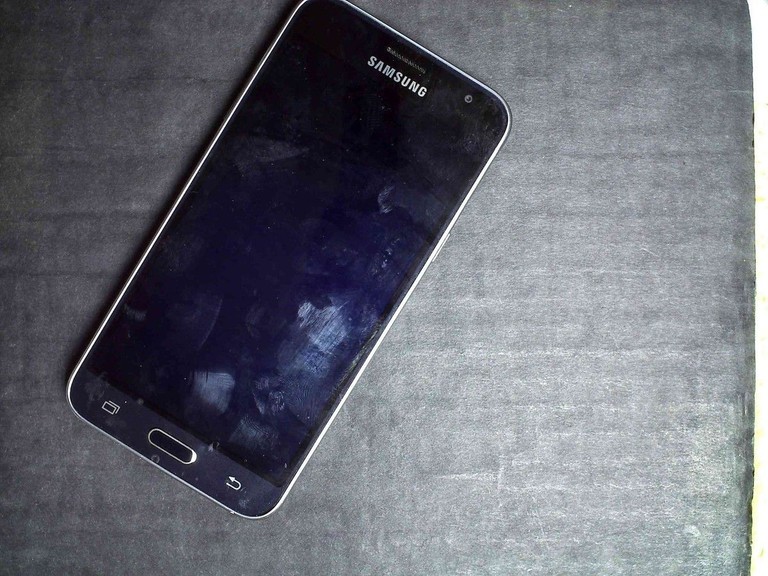 Дешево Samsung galaxy j3 2016 j320h з ломбарду