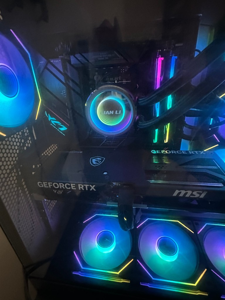 PC GeForce RTX 5070 Ti, прочитайте все в описі  Код:null. Изображение 5