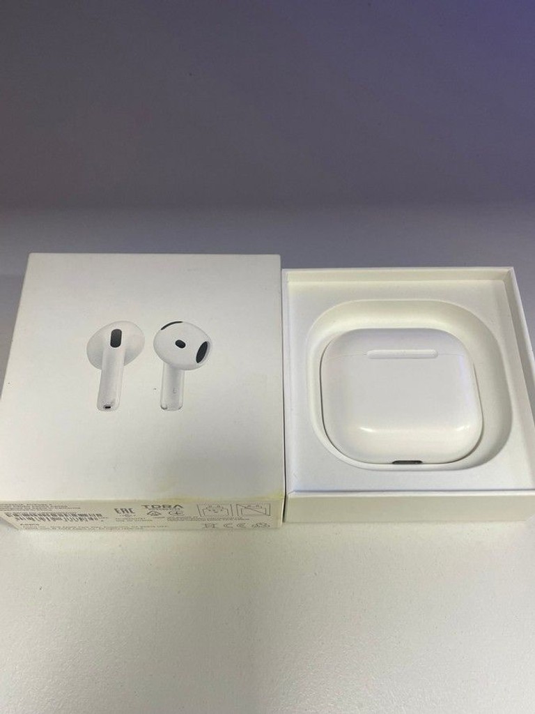 Купити Apple airpods 4 Б/У