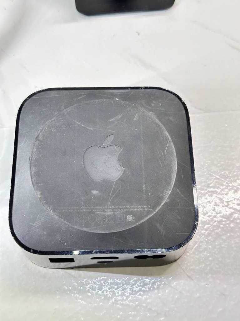 Apple a1625 tv apple 32gb Код:01-201031456. Изображение 9