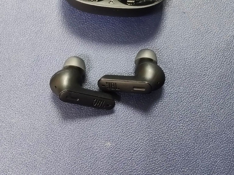 Дешево Jbl tune 245 nc з ломбарду