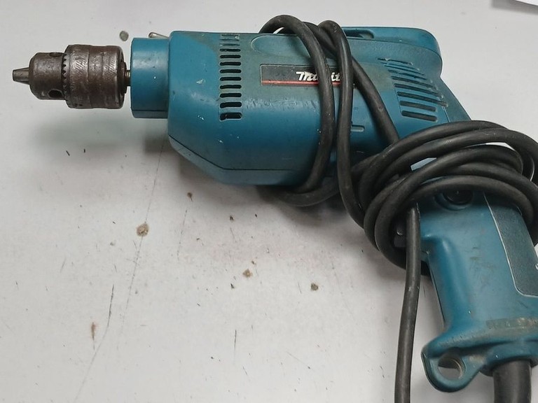 Оголошення Makita 6408 Б/У