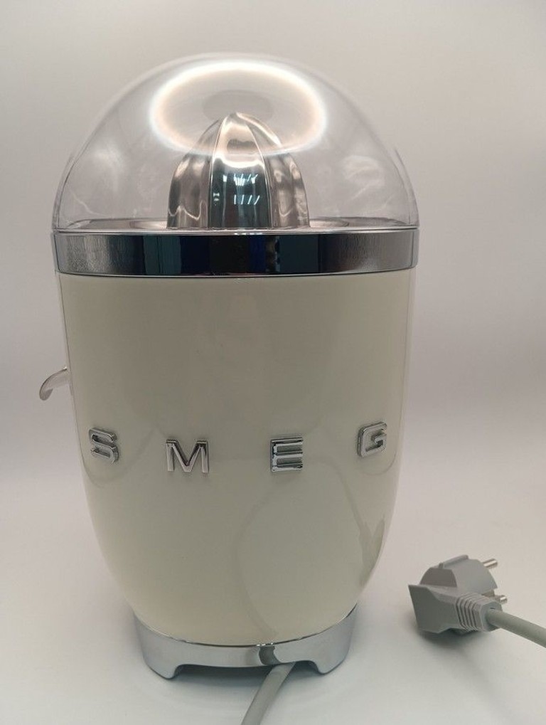 Дешево Smeg CJF01CREU з ломбарду