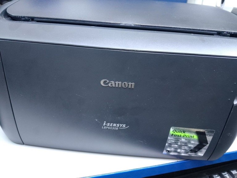 Дешево Canon i-sensys lbp6030b з ломбарду